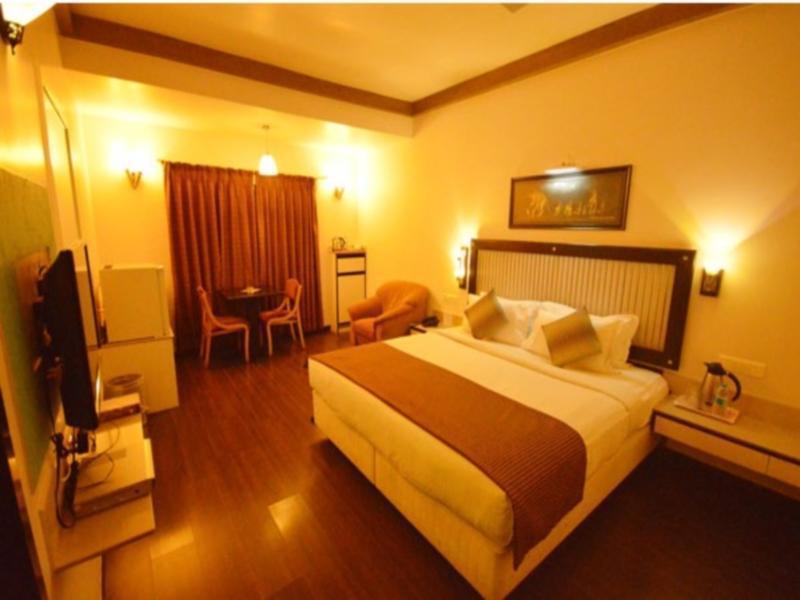 Hotel Vrishali Executive Kolhapur Extérieur photo
